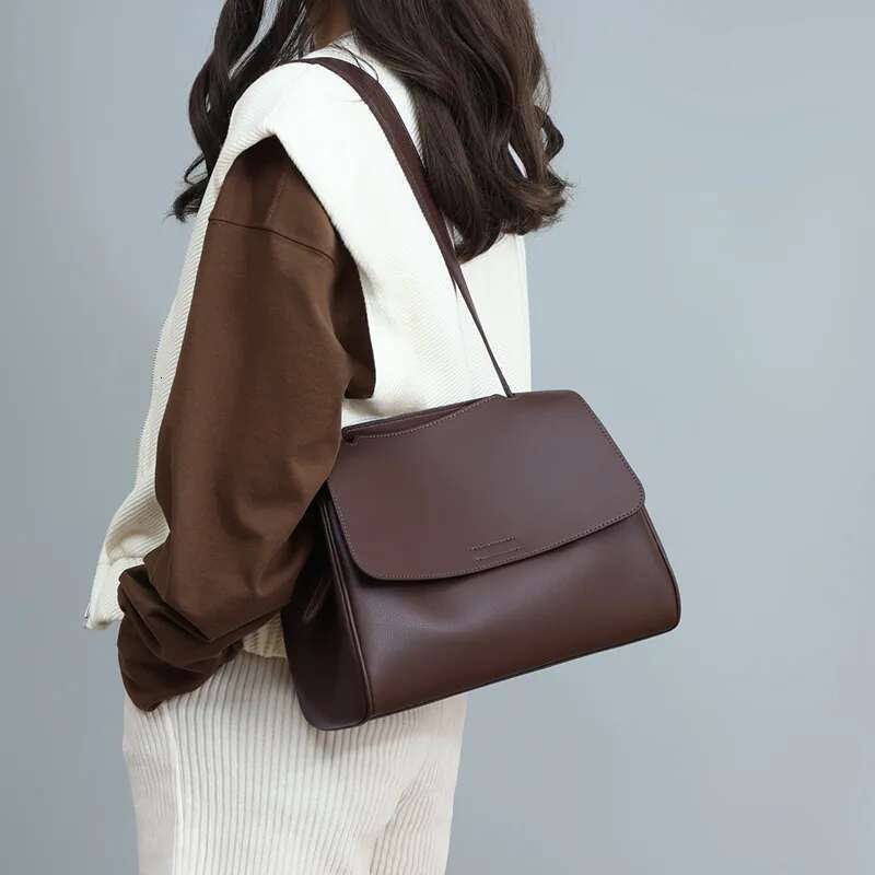 Fashionable New Women's Cowhide Crossbody Bag, High-End Multifunctional Handbag, Popular Large Capacity Leather Handbag
