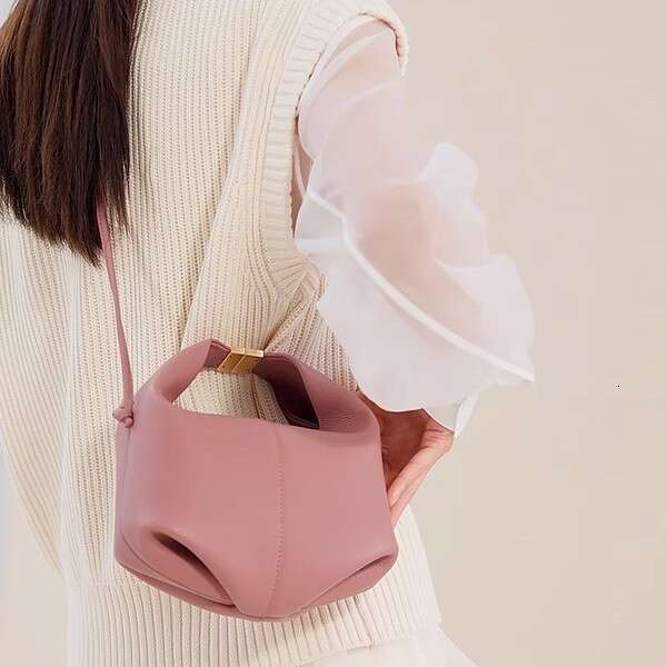 Women's Bags Designer Bento Cowhide Shoulder Crossbody Elegant Women's Bag, Commuting Casual Dumpling Handbag