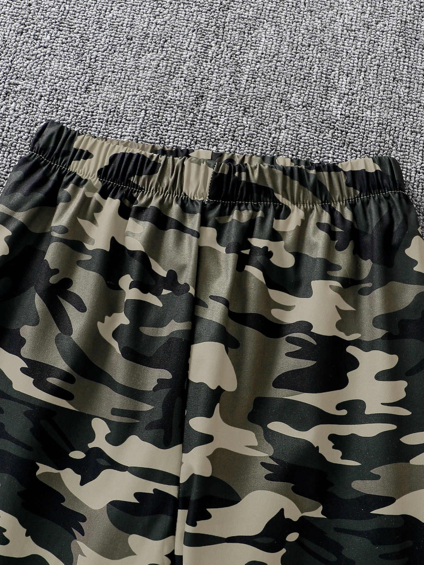Childrens Spring and Autumn Girls Fashion 3-piece Short Sleeve HoodieKnitted Tank TopCamouflage Pants - Military Green 250515