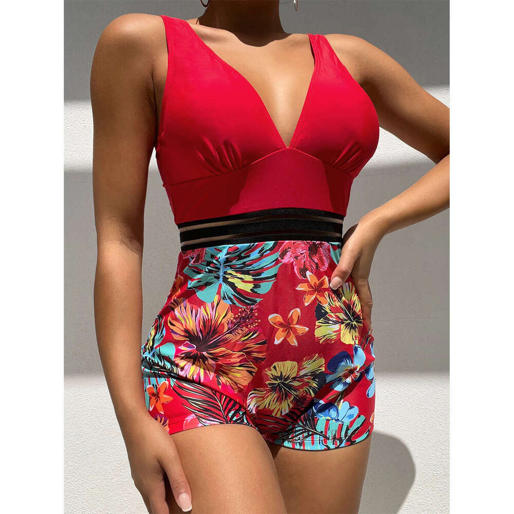 Wholesale European and American Swimwear Women's One piece Swimsuit Conservative Beach Wear 2025 New Casual Fashion Trendy Clothing