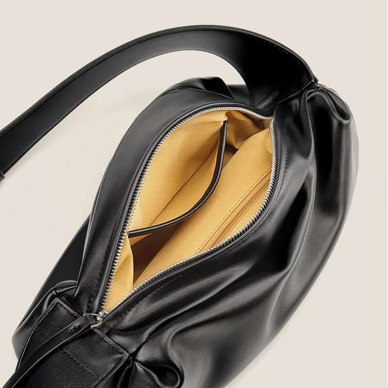 Casual Ruched Crossbody Bags for Women Designer Wide Strap Shoulder Soft Pu Leather Messenger Bag Half Moon Purses