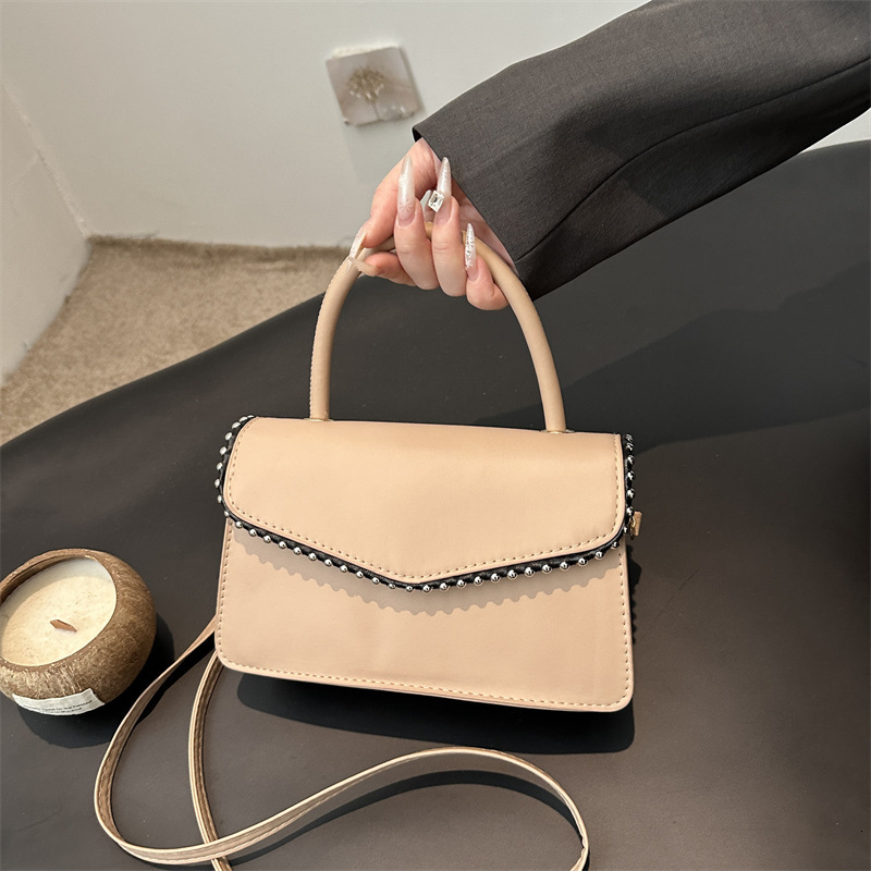 Free Delivery Designer Bag End Commuting Hand 2025 Spring New Versatile Ins Shoulder Crossbody Temperament Small Square Simple Luxury Bag