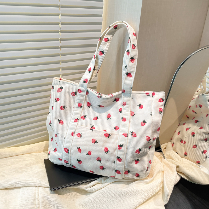 Free Delivery Designer Bag Large Capacity Simple And Fashionable Casual Strawberry Printed Shoulder For Women 2025 Summer New Fashion Hand Trend Luxur