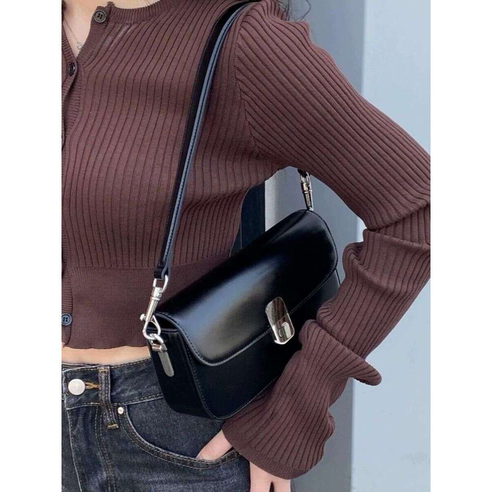 High quality single shoulder crossbody bag for women 2025 new item underarm handheld autumn and winter soft leather black baguette design