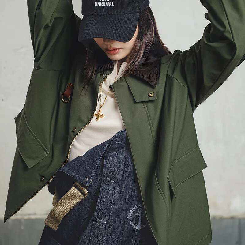 Maden Retro Women's Corduroy Patchwork Jacket Green Casual Lapel Spey Hunting Jackets For Spring With Zippered Front Outerwear