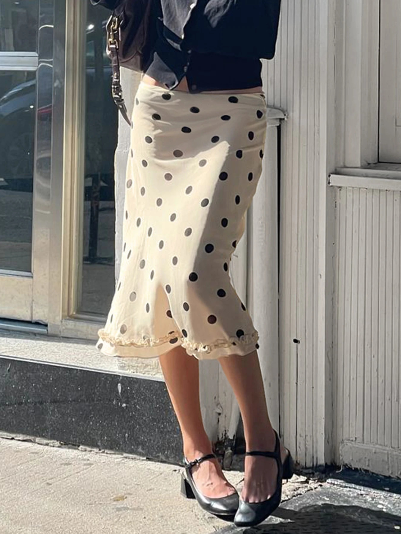 Elegant England Style Dot Print Women MidLength Skirt Edible Free Fungus Simple High Fashion Long 250515