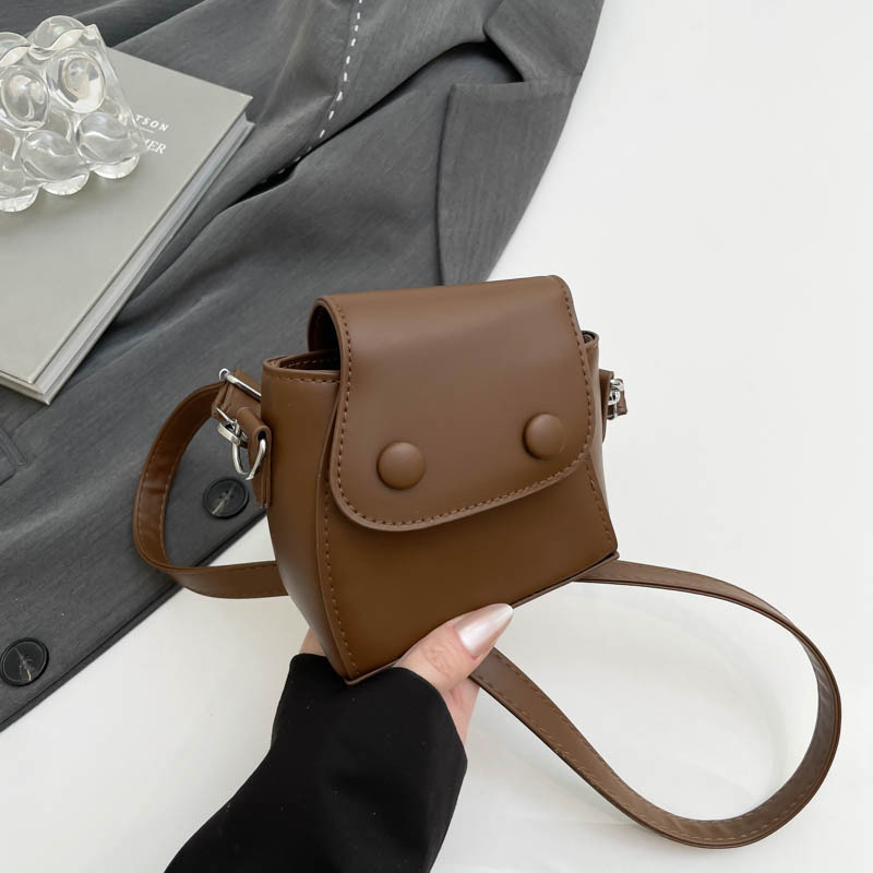 Small Niche Design Highend Mini Lipstick Bag Women's New Free Delivery Designer Bag 2025 New Trendy And Fashionable Commuting Single Shoulder Cro