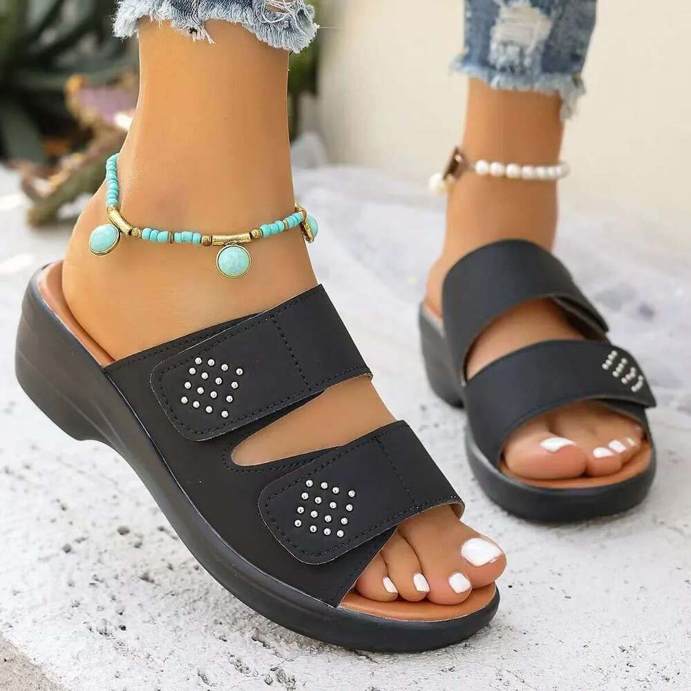 Woman 2025 Low Female Slippers Big Size Glitter Slides Fashion Flock New Jelly Fabric Crystal Rome