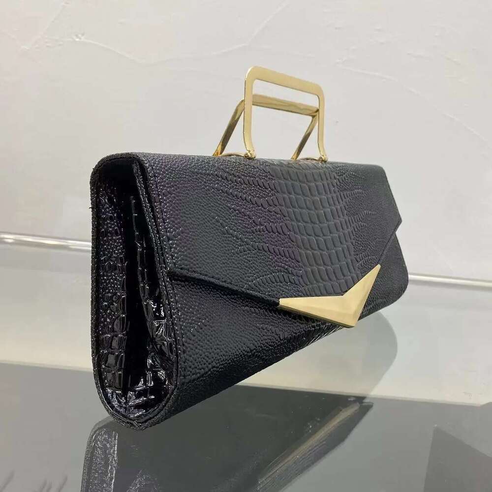 Women's crocodile patterned women's handbag, banquet crossbody bag