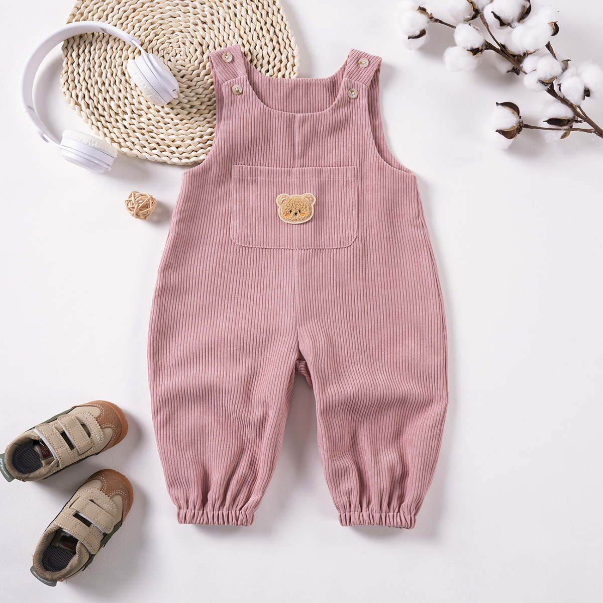 Spring+fall baby jumpsuit, baby clothes, soft corduroy activity button jumpsuit pants, suitable for outing play wear and home wear, comfortable and si