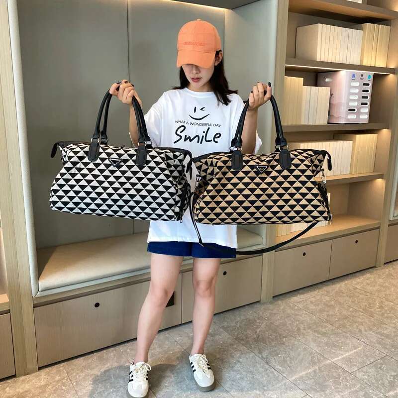 Large Size Geometric Pattern Travelling High Quality Travel Man Brand Big Square Casual Hand Lage Travel Bag