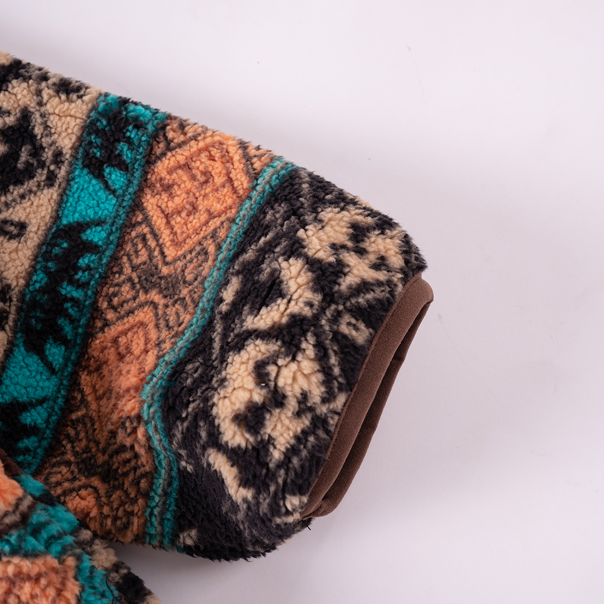 Baby Fall/Winter Zipper Jacket is designed in vintage ethnic style, loose fit, thickened and warm, perfect for daily cozy wear in fall and winter seas