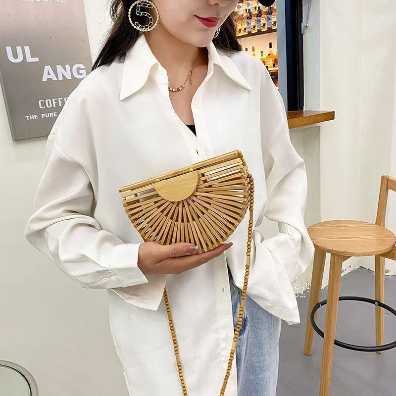 Fashion Design Women Handbag Handmade Bamboo High Quality Half Moon Shoulder Crossbody Bag Summer Beach Woven Straw Phone Purse