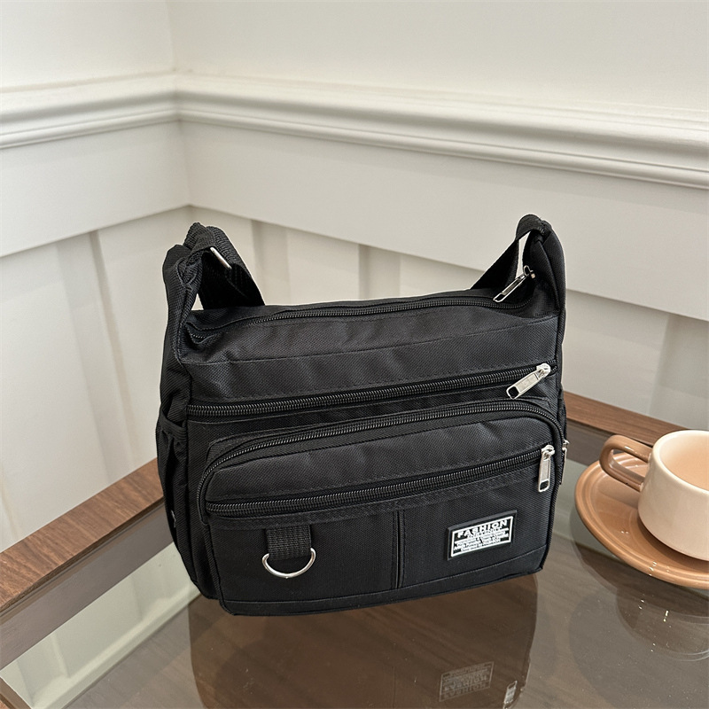 Free Delivery Designer Bag Thick And Fashionable Casual Nylon Horizontal Shoulder Crossbody Cashier 2025 Spring New Women's Trend Luxury Bag