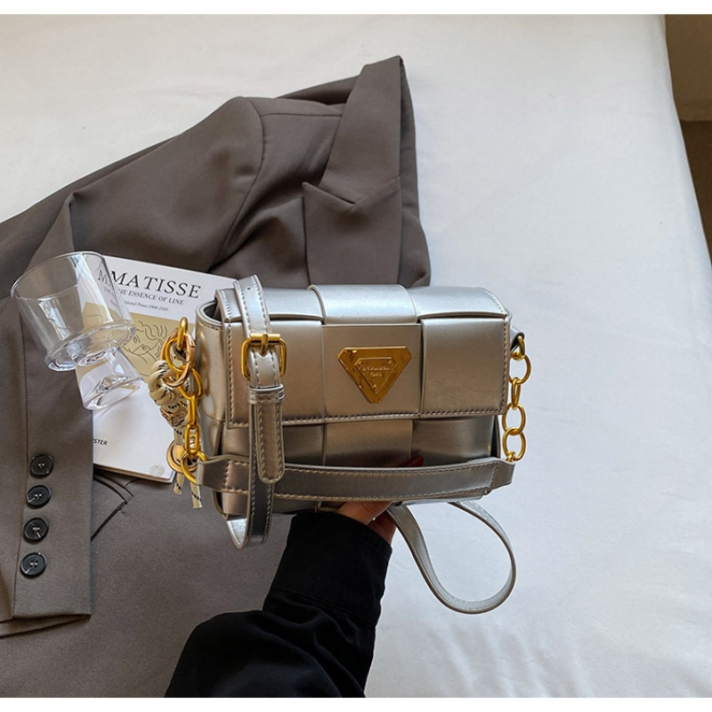 2025 New Popular Free Shipping Designer Women designer Bag Solid Color Single Shoulder Small Square Bag Rice White Silver Pink Brown