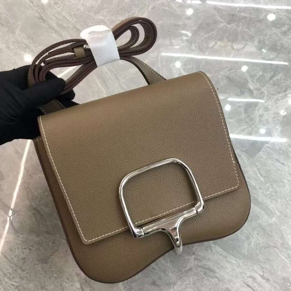 Vintage Style Genuine Leather Women's Shoulder Large Capacity Versatile Crossbody Unique Hip Fashionable Saddle Bag