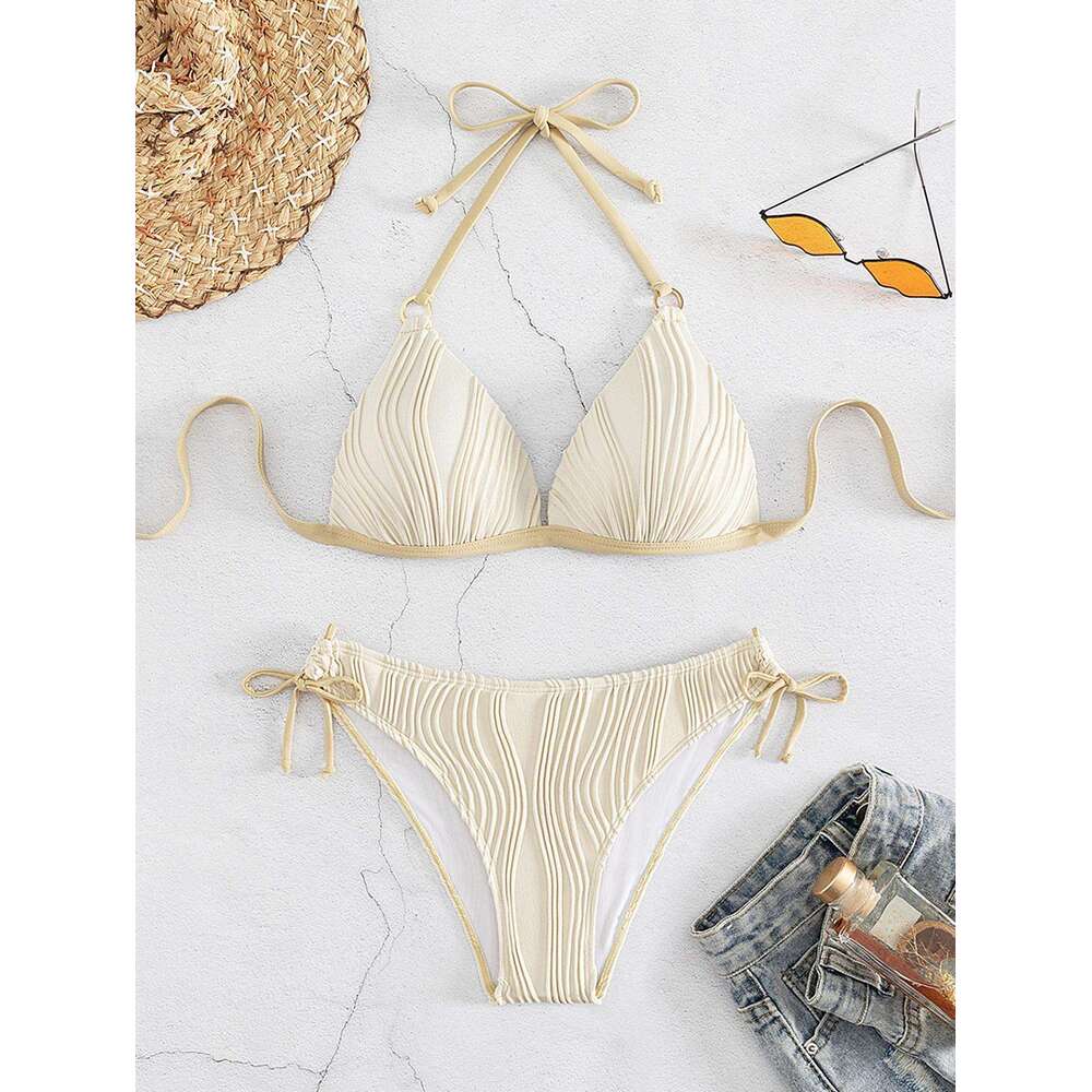 European American swimwear sleeveless sexy swimsuit women's split with chest cushion bikini 2025 new style chic and elegant clothing
