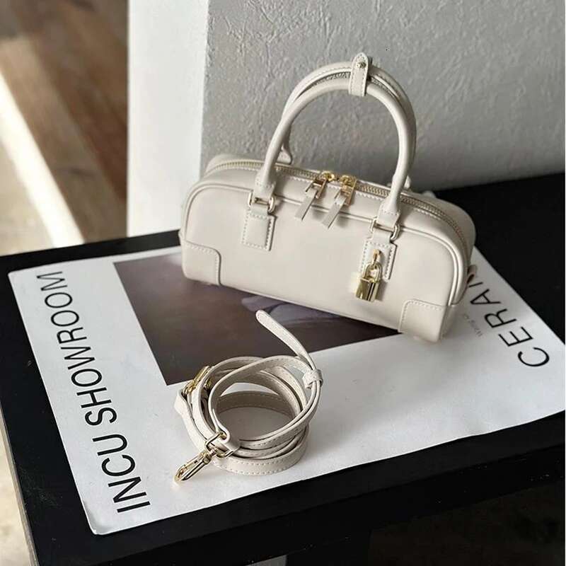 Genuine Leather Lock Brand High-end Women Handbag Designer New Cowhide Shoulder Fashion Versatile Exquisite Bag