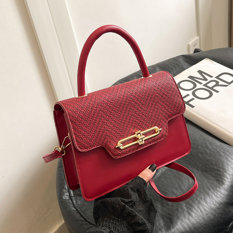Free Delivery Designer Bag Women's 2025 Autumn Winter New Style High End And Fashionable Single Shoulder Crossbody Small Square This Year's 