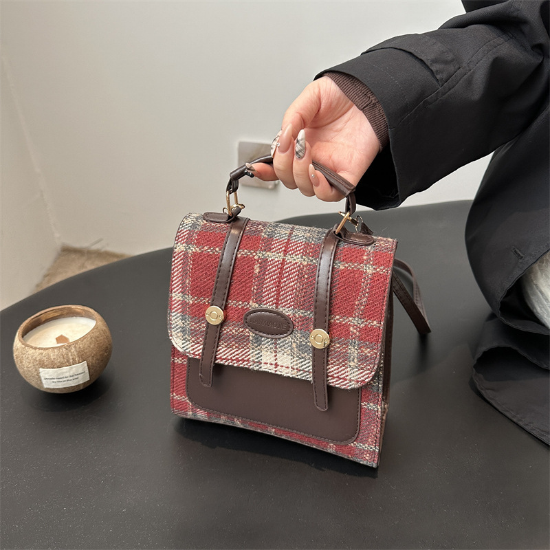 Free Delivery Designer Bag Korean Version Winter Women 2025 New Model For Class Commuting Single Shoulder Large Capacity Simple And Stylish Personaliz