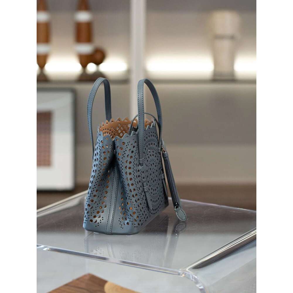 Brand Design Fashion Large Capacity Genuine Leather Bucket Bag High Quality Cowhide Shoulder Handbags For Women