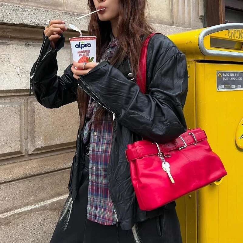 Vintage Belt Underarm Women Genuine Leather Key Buckle Punk Shoulder Bags 2025 High Street Girls Hangbags
