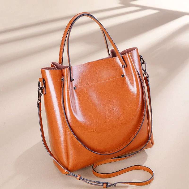 Commuter new tote large capacity shoulder handbag crossbody bag, leather women's bag