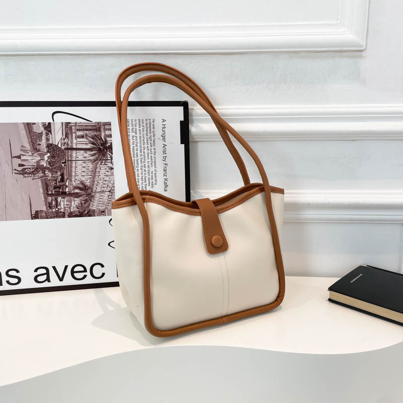 High New Free Delivery Designer Bag End Handbag For Women Luxury Bag 2025 New Style Trendy Maillard Shoulder Large Capacity Commuting Bag Tote Bag