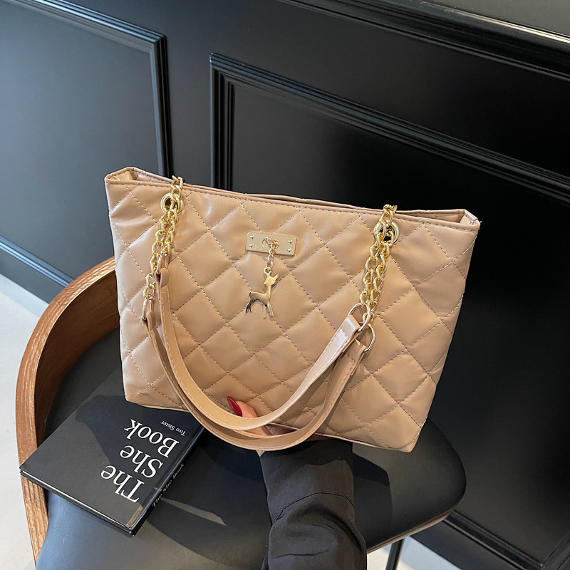 Fashion And Bag With Luxury Bag Diamond Grid New Free Delivery Designer Bag Embroidery Thread Chain Single Shoulder 2025 New Trendy Big Bag Women'
