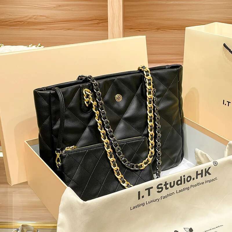 Fashionable Leather Girly Crossbody Simple Lingge Women's Shoulder Vintage Girl Chain Bag Metal Trim Cowhide Material