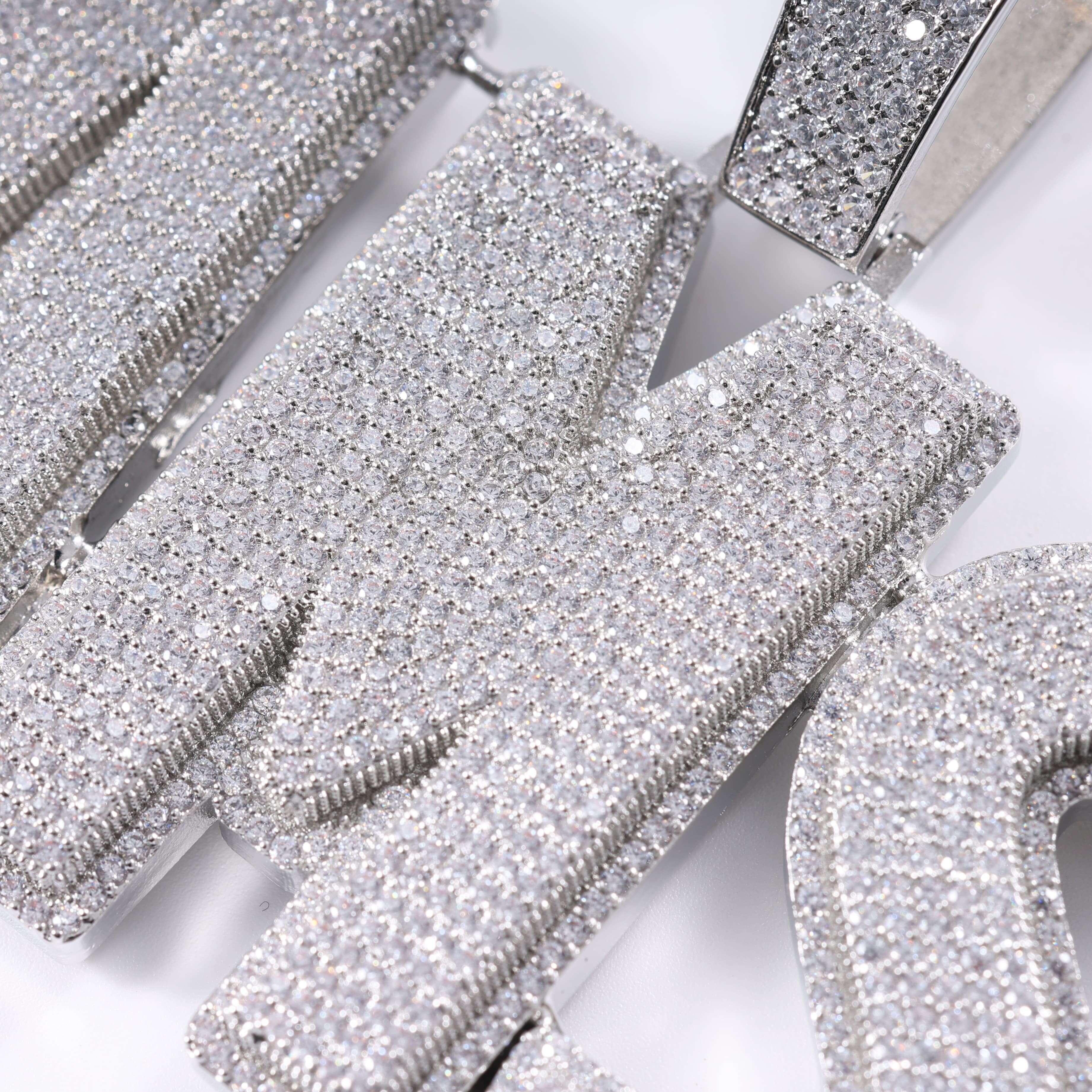 Custom Name 5A Zircon Letter Pendant Necklace Sparkling Big Dia Cuban Charm for Women and Men Fashion Chains Necklaces