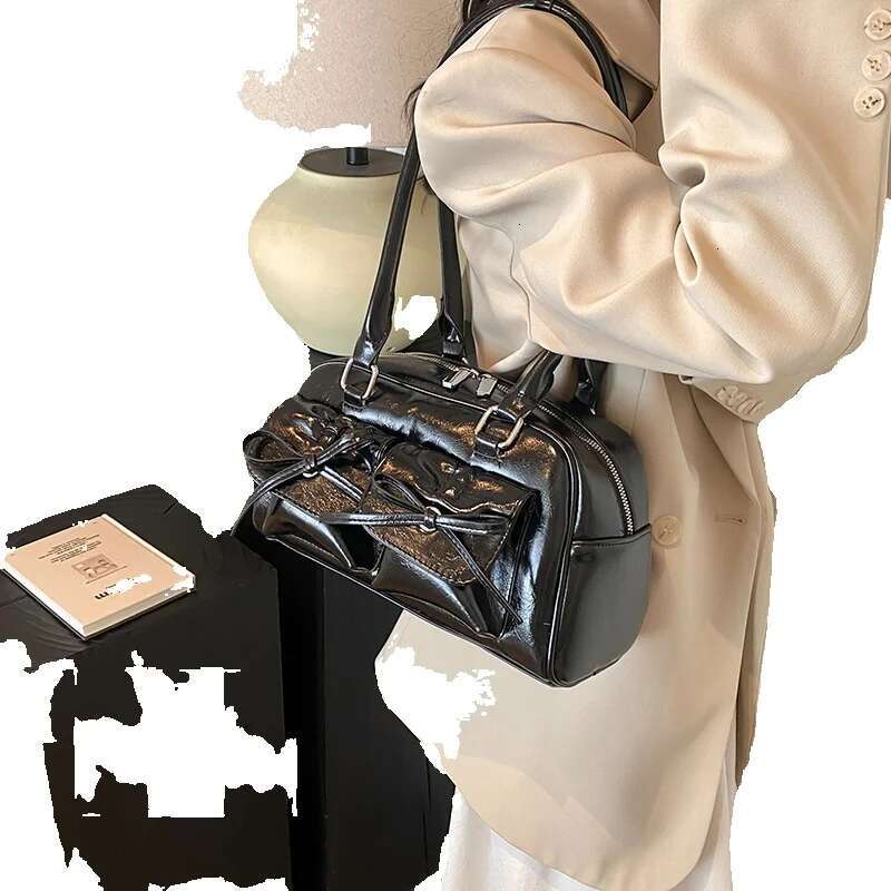 Small high-end single shoulder with high aesthetic value, ballet style bow, summer new women's bag, exquisite and fashionable crossbody bag Free 