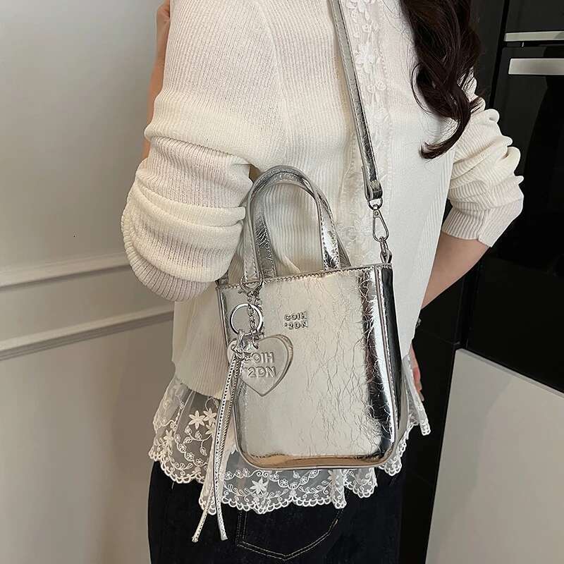 Crocodile-Emed Handbag, Structured Top Handle Bag With Detachable Shoulder Strap & Lock Closure