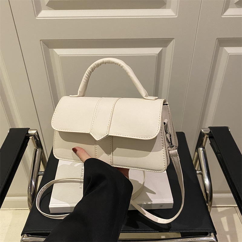 Small Handbag For Women New Free Delivery Designer Bag In Spring 2025 New Handheld Mom Fashionable And Simple One Shoulder Luxury Bag Diagonal Cross B