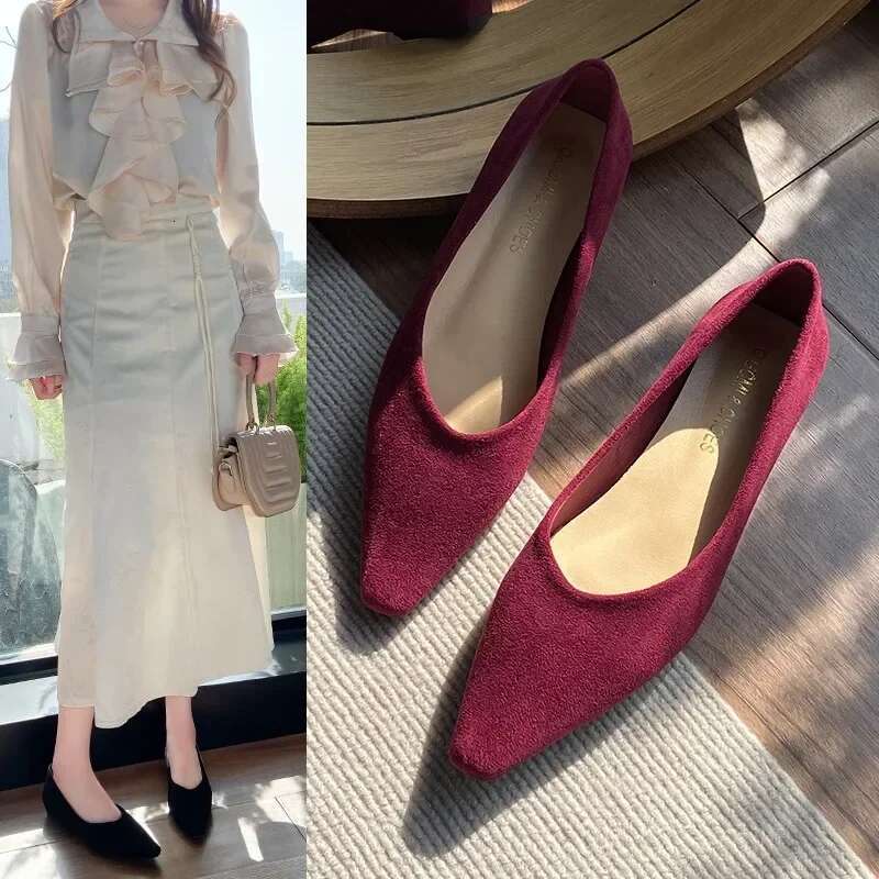 2025 Hot Sale Shoes Shallow Women's Fashion Daily Flats Women Sexy Pointed Toe Solid Flat Low Heels Zapatos Mujer