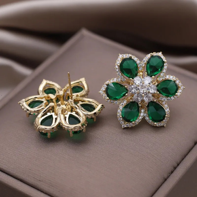 Korean Fashion Jewelry Full Zircon Large Flower Earrings Elegant Womens Wedding Party Accessories 250515