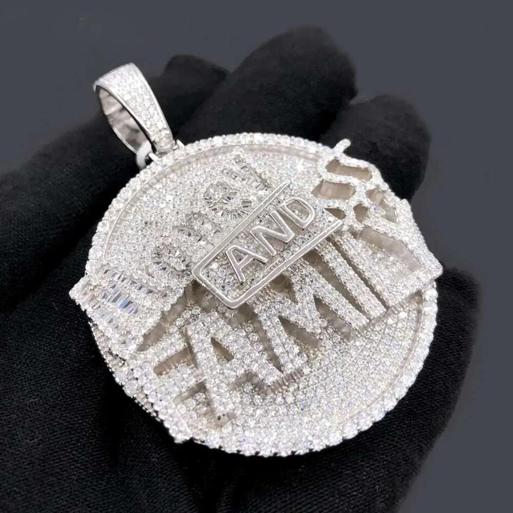 Necklaces Iced Out Bling Round Letter Pendant Necklace Gold Plated CZ Cubic Zirconia Badge Charm Men Fashion Hip Hop Jewelry 231205
