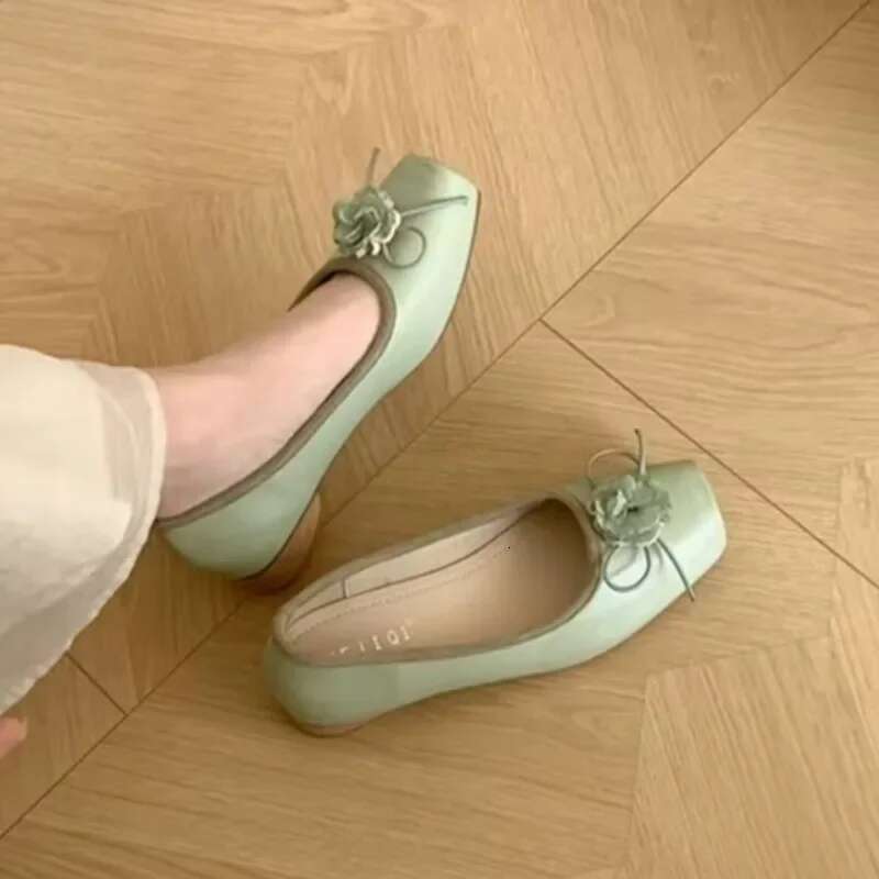 Women's Chunky Single Autumn New Square Head Shallow Mouth Flower Butterfly Knot Soft Sole Non-slip Low Top Shoes