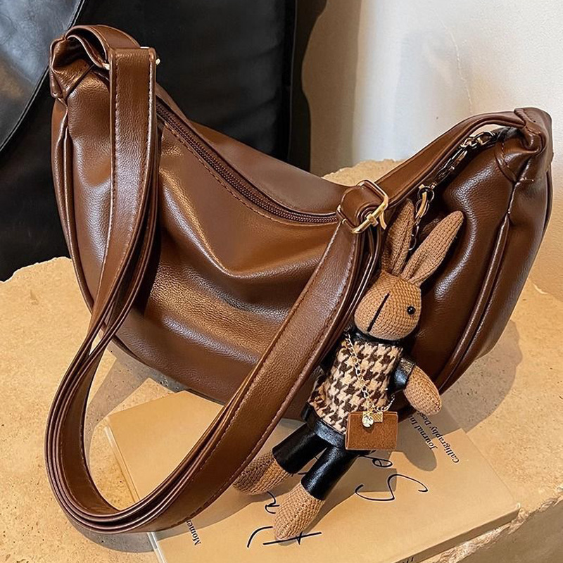 New Chinese style women's 2025 new summer style multifunctional crossbody bag designed by fashionable and highly popular hand-held bucket bag des