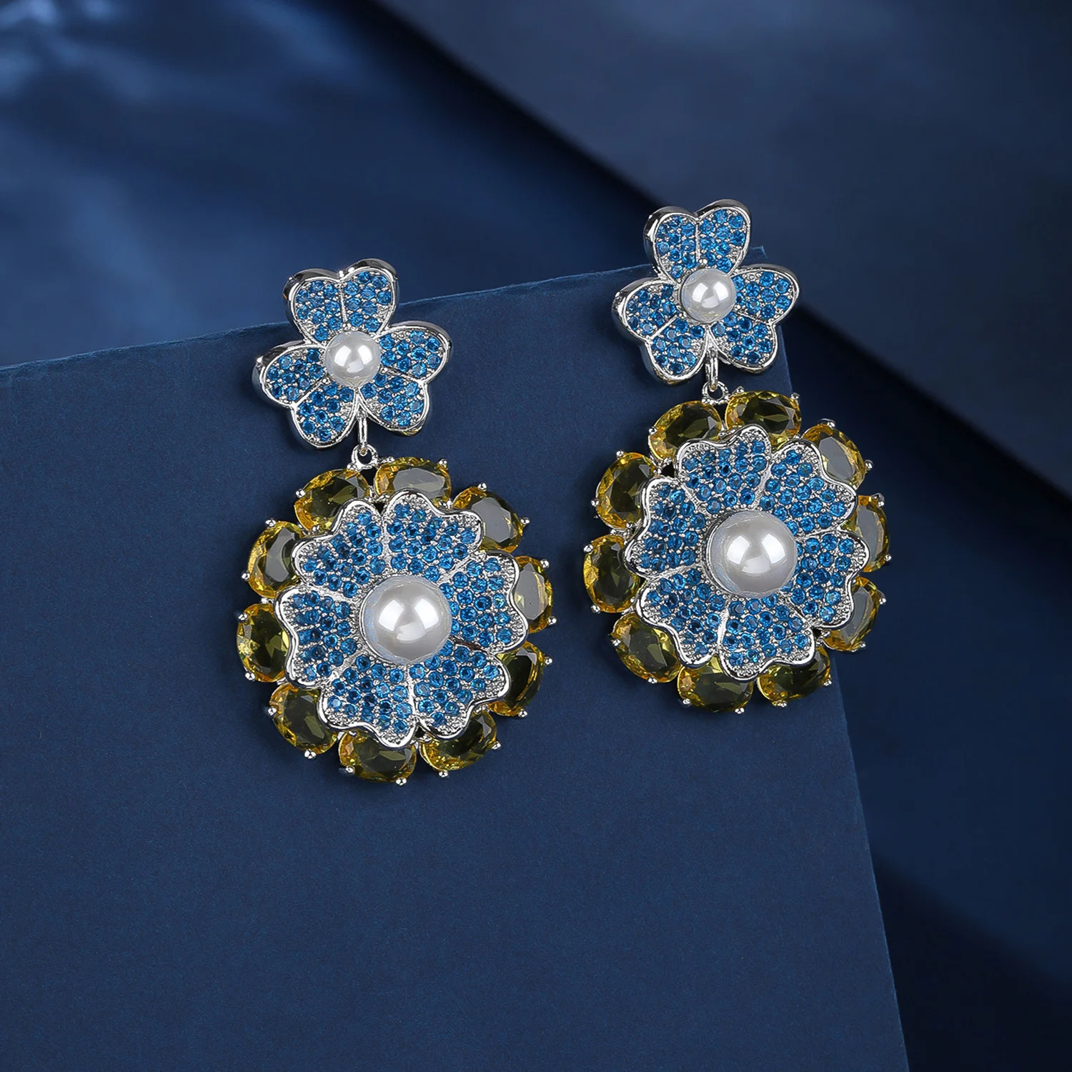 Fashion Cubic Zirconia Crystal Pearl Flower Earrings for Women Bridal Wedding Jewelry Accessories Gift CE12132 250515