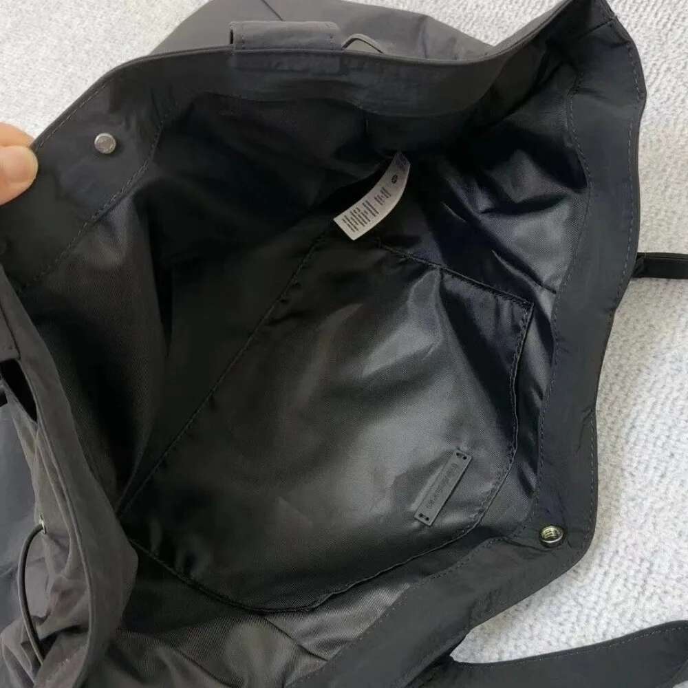 2025 Yoga Handbag Capacity Women's Tote Simple Fashionable Single Shoulder Bag 18L Storage Motorcycle Equipment Accessorie