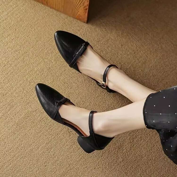 2025 Women's Sheepskin Ankle Strap Sandals Round Toe Thick Med Heel Platform Summer Pumps High Quality Heels Shoe