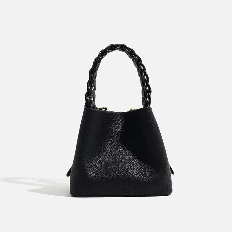 New Hollowed Out Hand-Held Soft Leather Lychee Pattern Drawstring Bucket Bag, Fashionable And Versatile Women's Bag