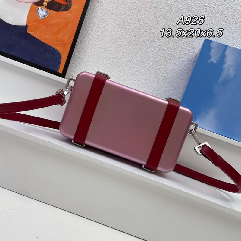 Designer Clutch Bag Simple Mini Crossbody Bag Portable Wash Bag Frosted Aluminium Small Luggage Bag
