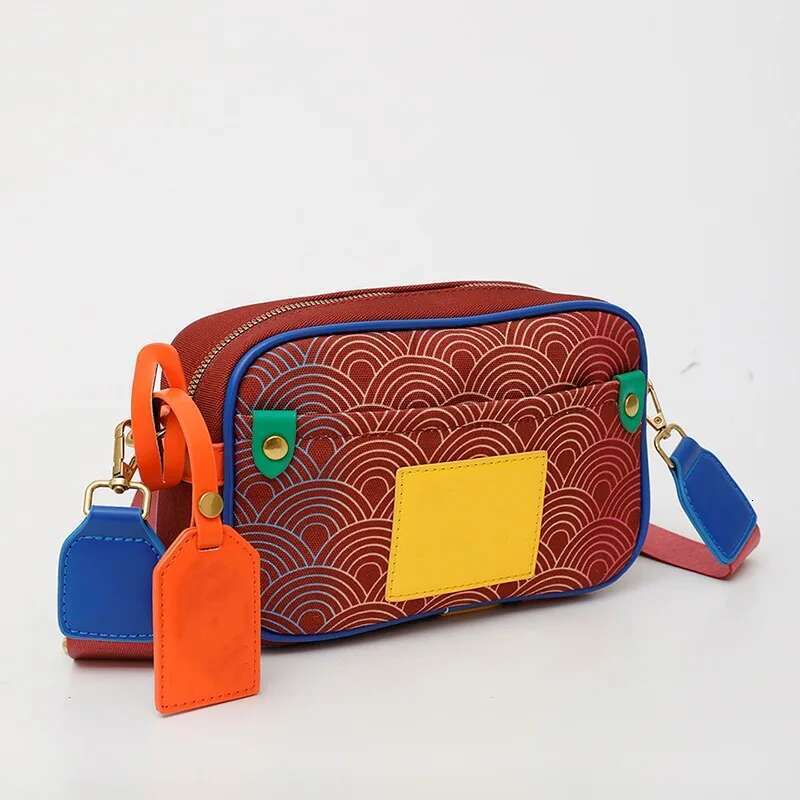 Spring And Summer New Small Square Texture Wide Shoulder Strap Bag, Women's Gradient Printed Camera Bag