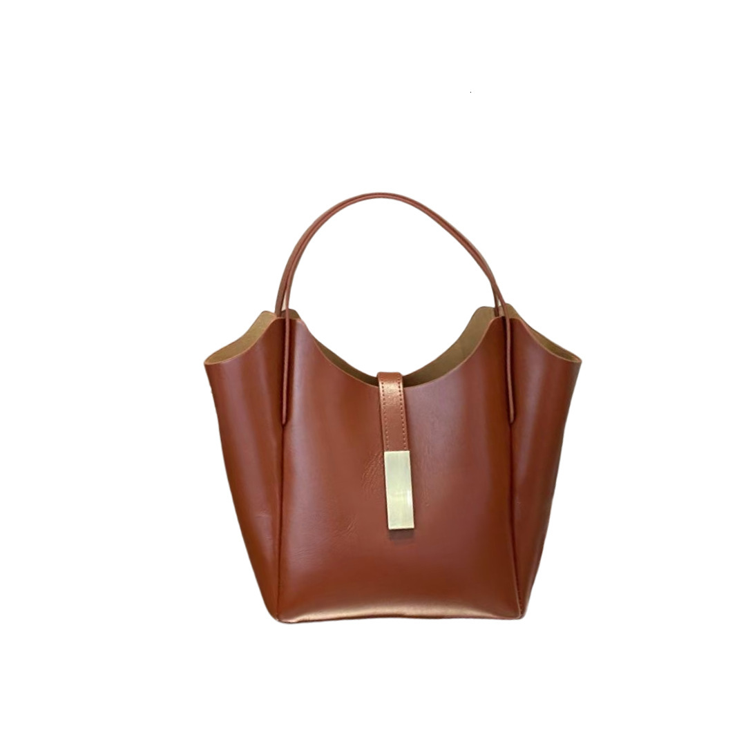 New women's version niche design handbag commuting multifunctional shoulder bag solid color designer versatile shopping basket bag large=capacity