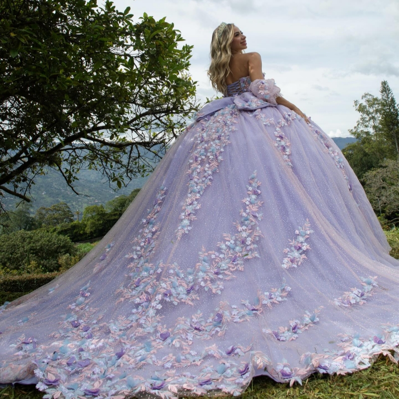 Lilac Shiny Quinceanera Dresses Off Shoulder Ball Gown Sweet 16 Dress Beads Applique Flower Bow Tull Birthday Party Vestidos 15 De Anos