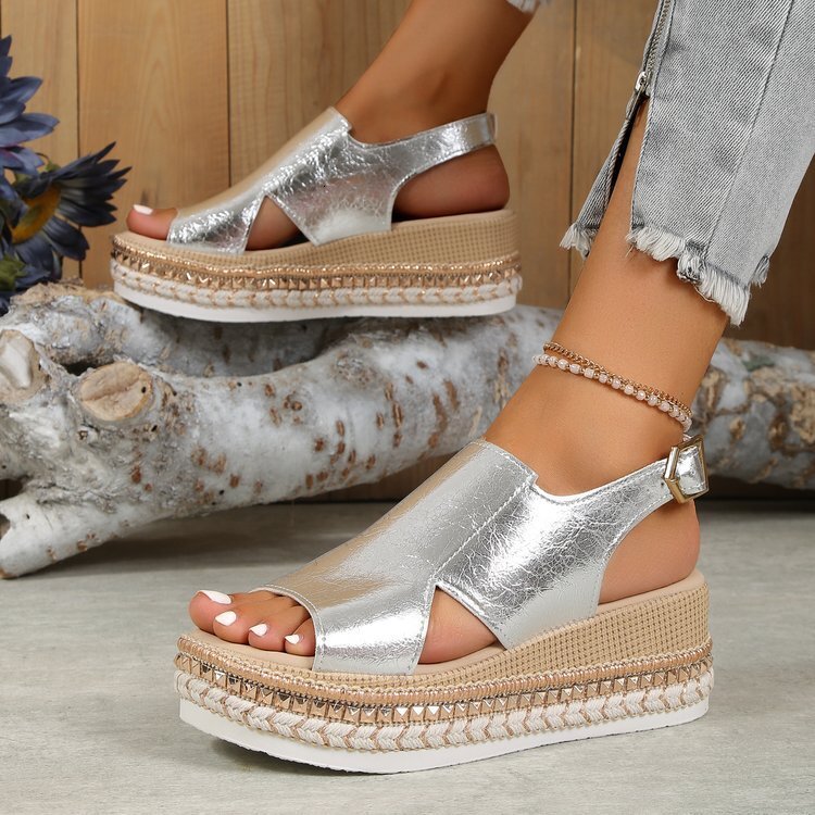 Quality Brand High Quality New Style Free Delivery Designer Bag 2025 Summer New Large Fish Mouth Buckle Slope Heel For Fashion Thick Bottom Bright Fac