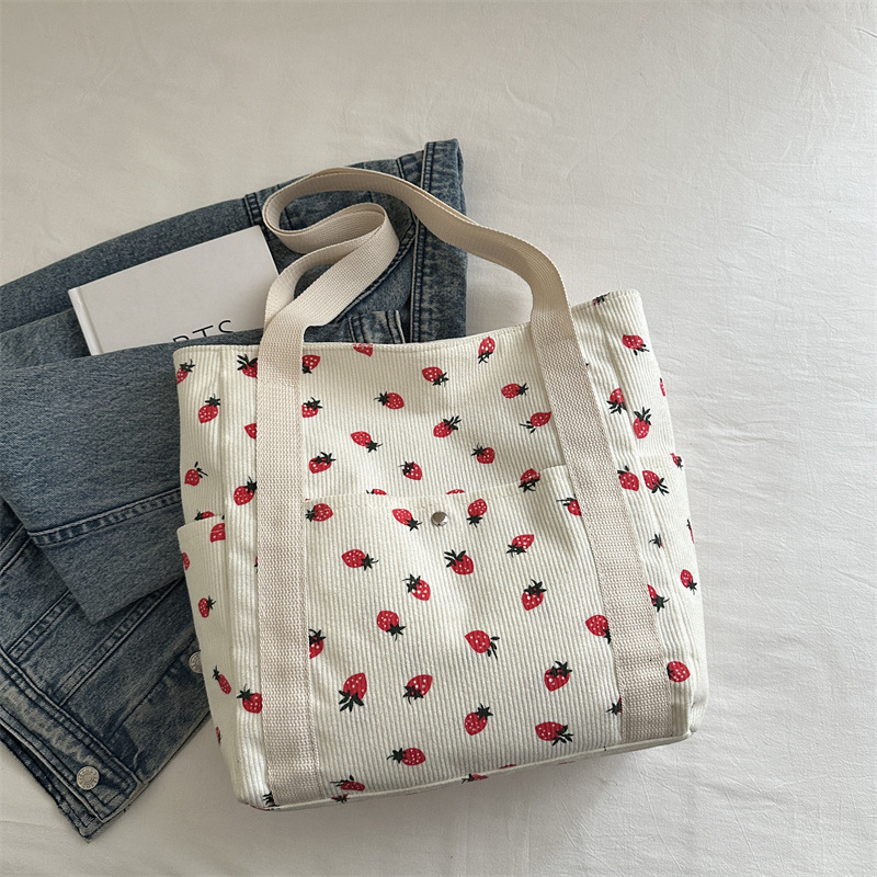 Strawberry Luxury Bag Printed Women's 2025 New Handheld New Free Delivery Designer Bag Tote Large Capacity Simple Fashion Casual Personalized Sho