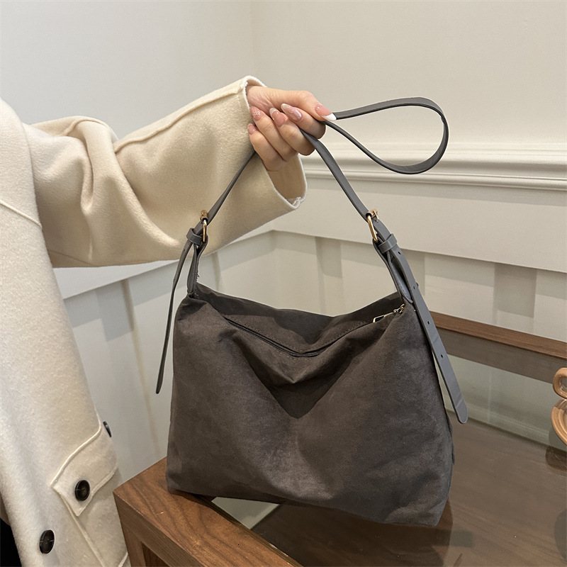 Free Delivery Designer Bag Ladies' Commuter Shoulder 2025 Winter Versatile Ins Popular This Year Large Capacity Tote Bag For Women Luxury Bag